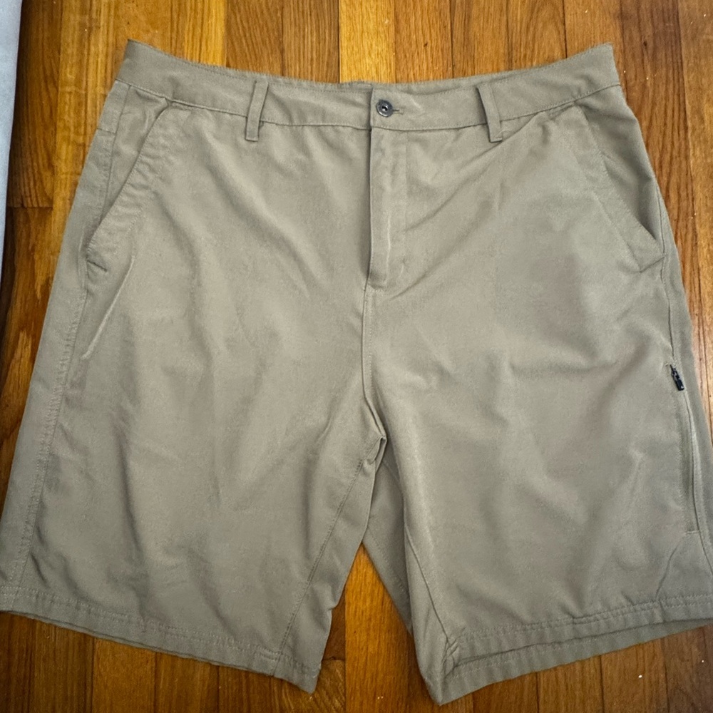 Gerry Mens Chino Golf Khaki Brown Athletic Shorts Sz 38